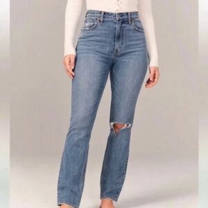 Abercrombie &‎ Fitch 16 The ‘90s Slim Straight Ultra High Rise Distressed Jeans
